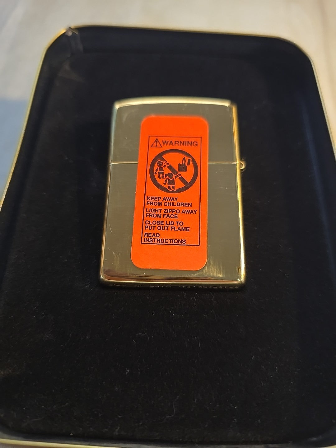ZIPPO 1995 LIMITED EDITION LIGHTER - "JAGUAR AND CUB AT TURTLE FALLS"