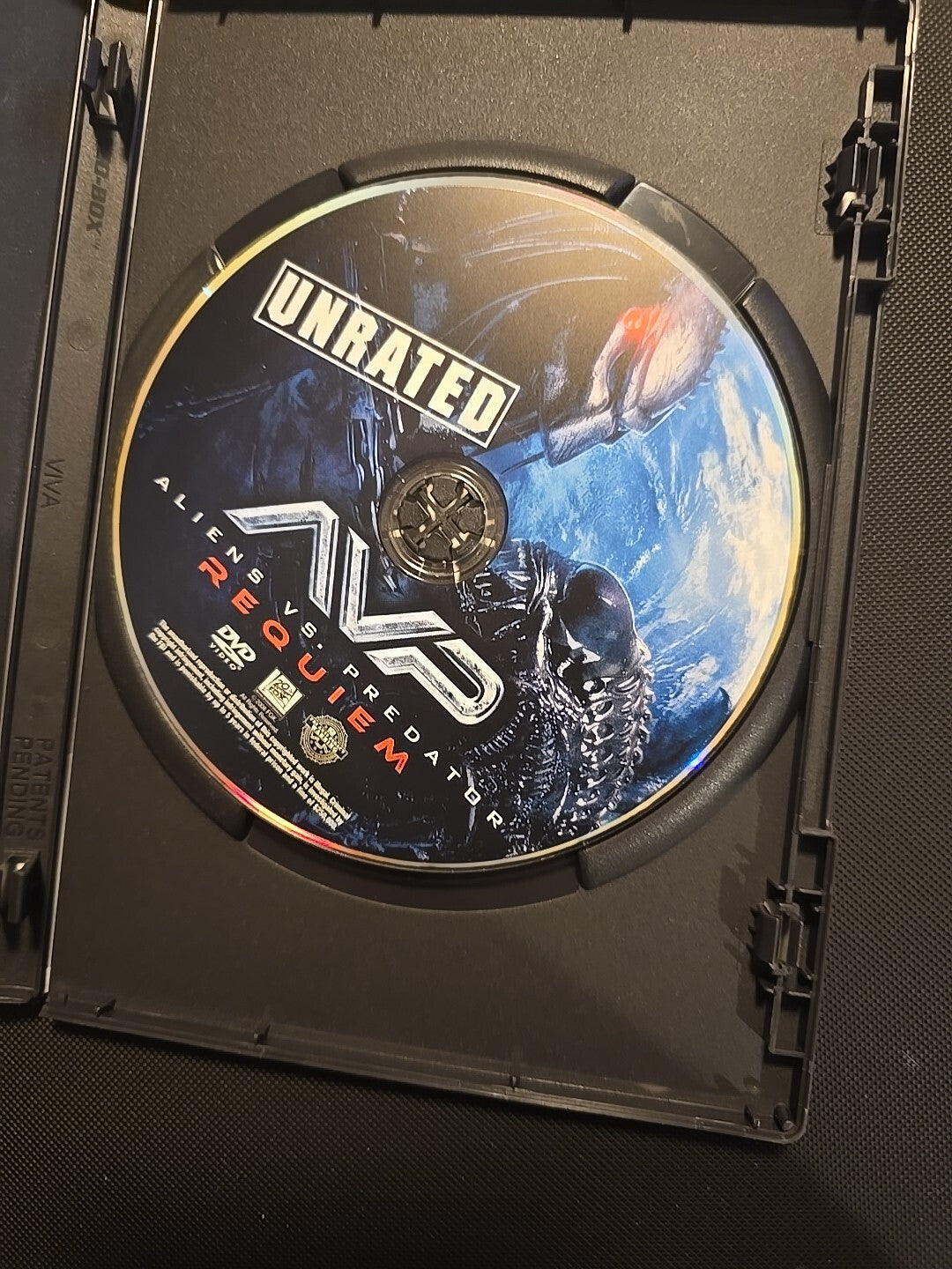 Alien Vs. Predator: Requiem (DVD, 2007)
