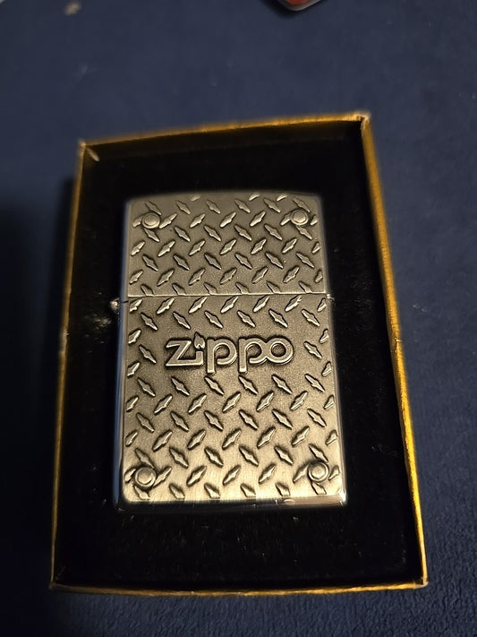 ZIPPO DIAMOND PLATE  FABRICATION  ZIPPO LIGHTER  1998