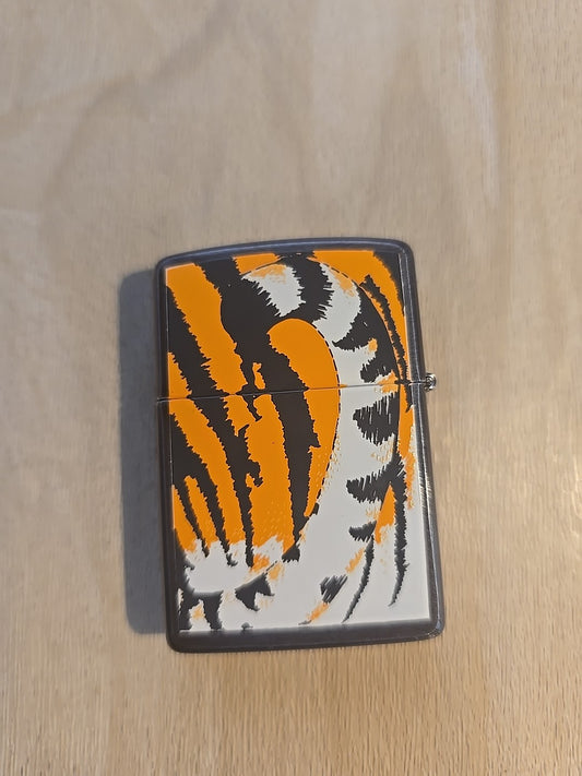 1994 Vintage Zippo Lighter Barrett Smythe TIGER Endangered Animals