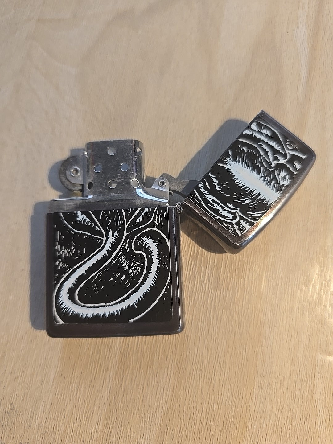 ZIPPO 1993 Barrett Smythe Endangered Animals Black Leopard Lighter Unfired