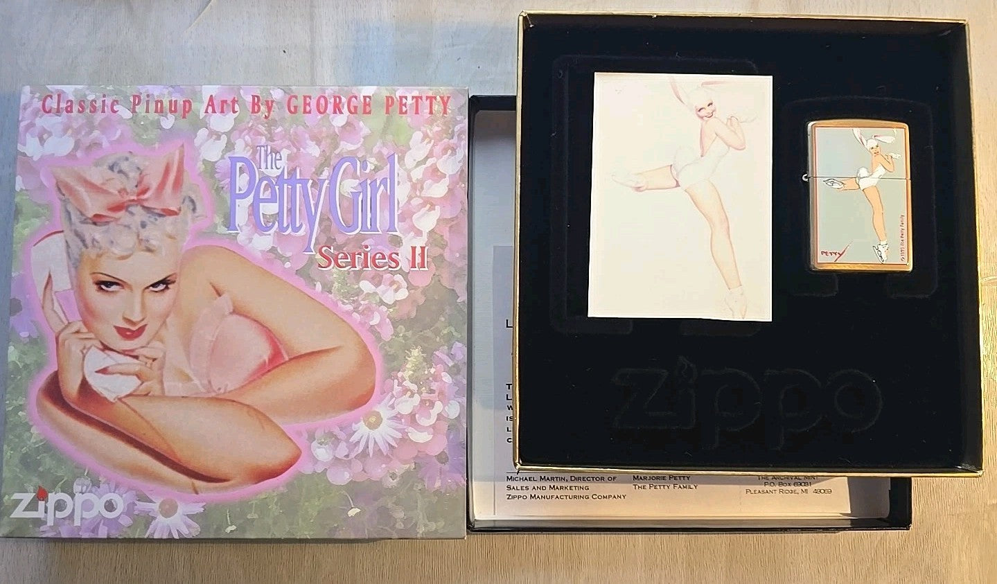 Limited Edition Vintage 2000 Petty PinUp Girl Bunny On Skates Zippo Lighter NEW