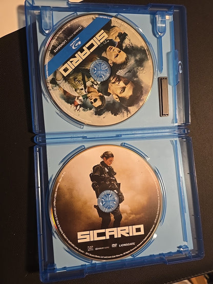 Sicario (Blu-ray, DVD)