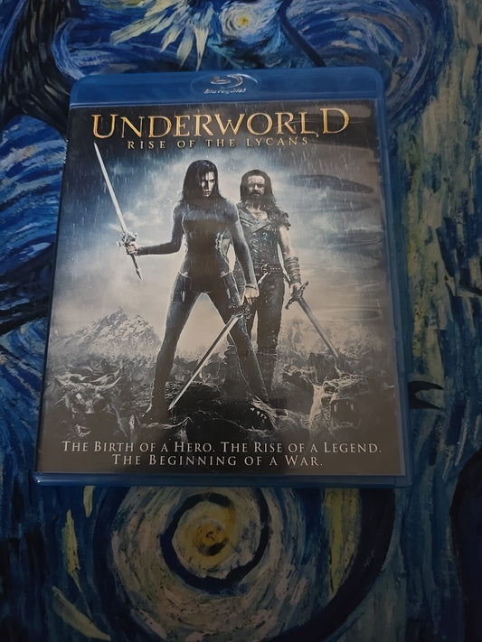 Underworld: Rise of the Lycans [Blu-ray] - Blu-ray - GOOD