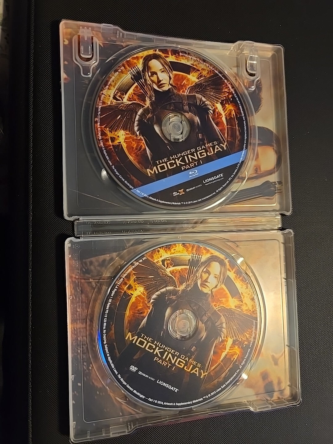 The Hunger Games: Mockingjay Part 1 - Steelbook - Limited Edition (Blu-ray/DVD)